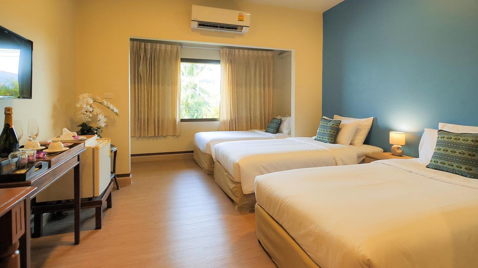 Siam Avari Hotel, Chiang Rai Extérieur photo