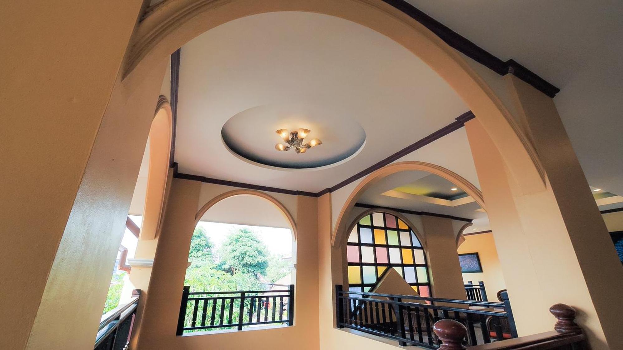 Siam Avari Hotel, Chiang Rai Extérieur photo